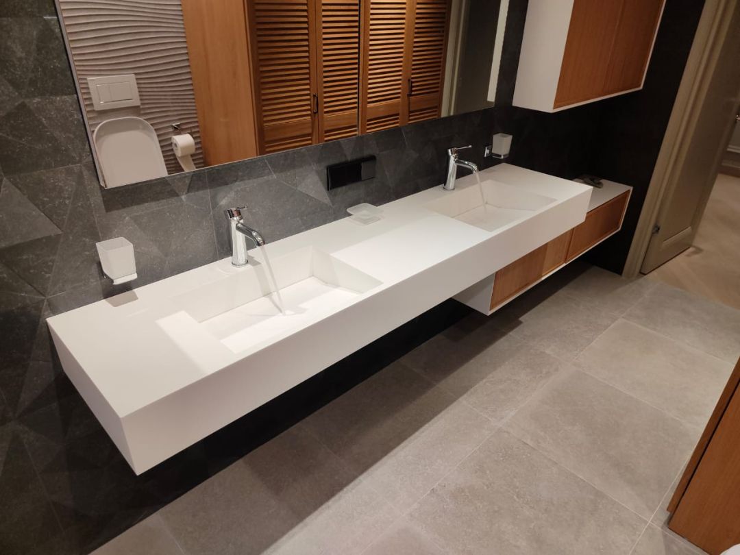 столешница в ванную из акрилового камня