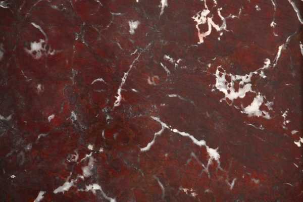 Red Fiorentino — кварцит