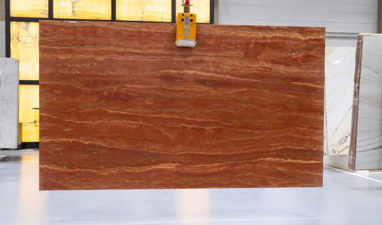 Travertine Persian Red — травертин — фотография камня