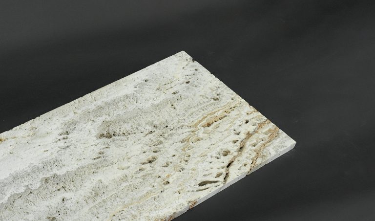 Travertine Silver — травертин — фотография камня