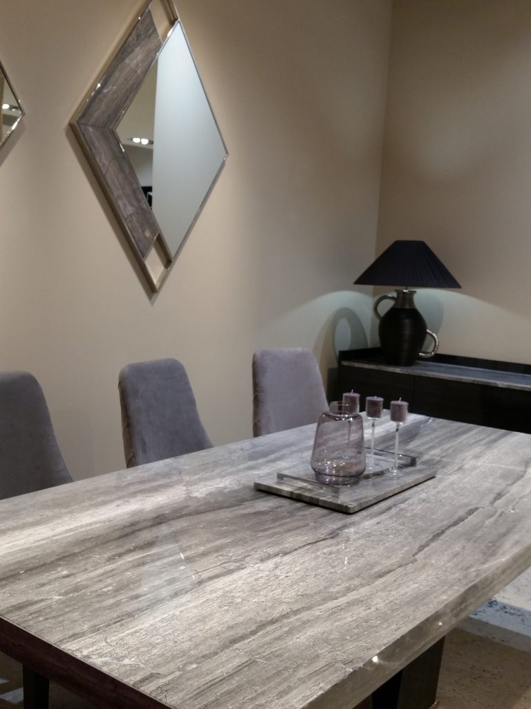 Travertine Silver — травертин — фотография камня