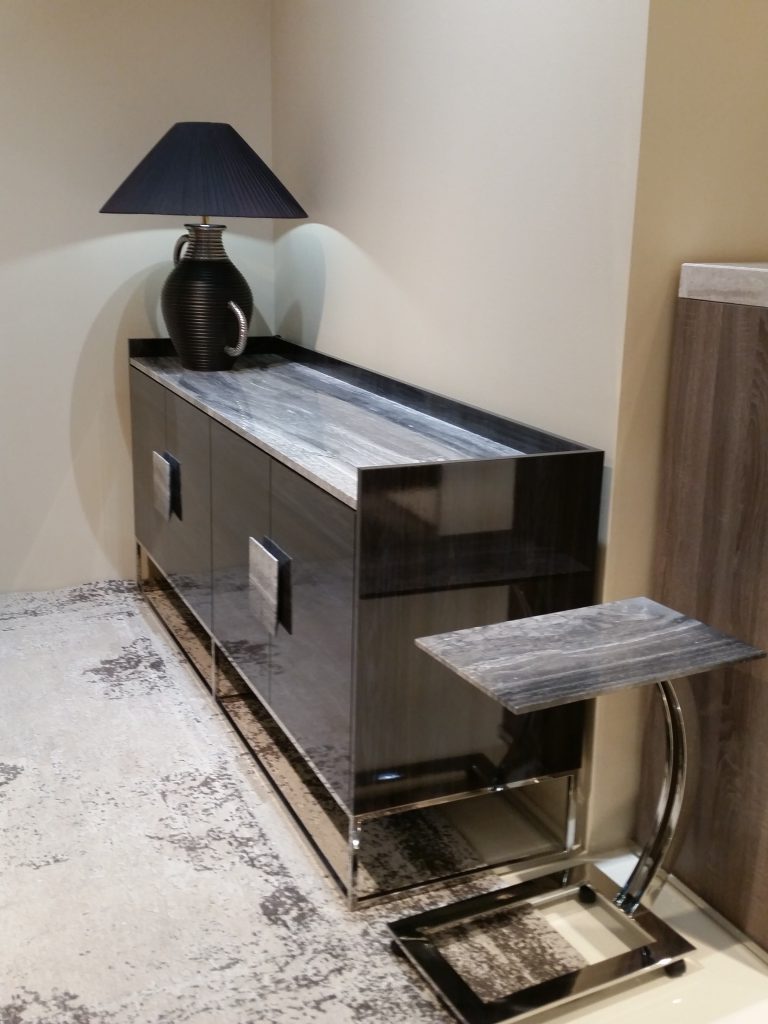 Travertine Silver — травертин — фотография камня