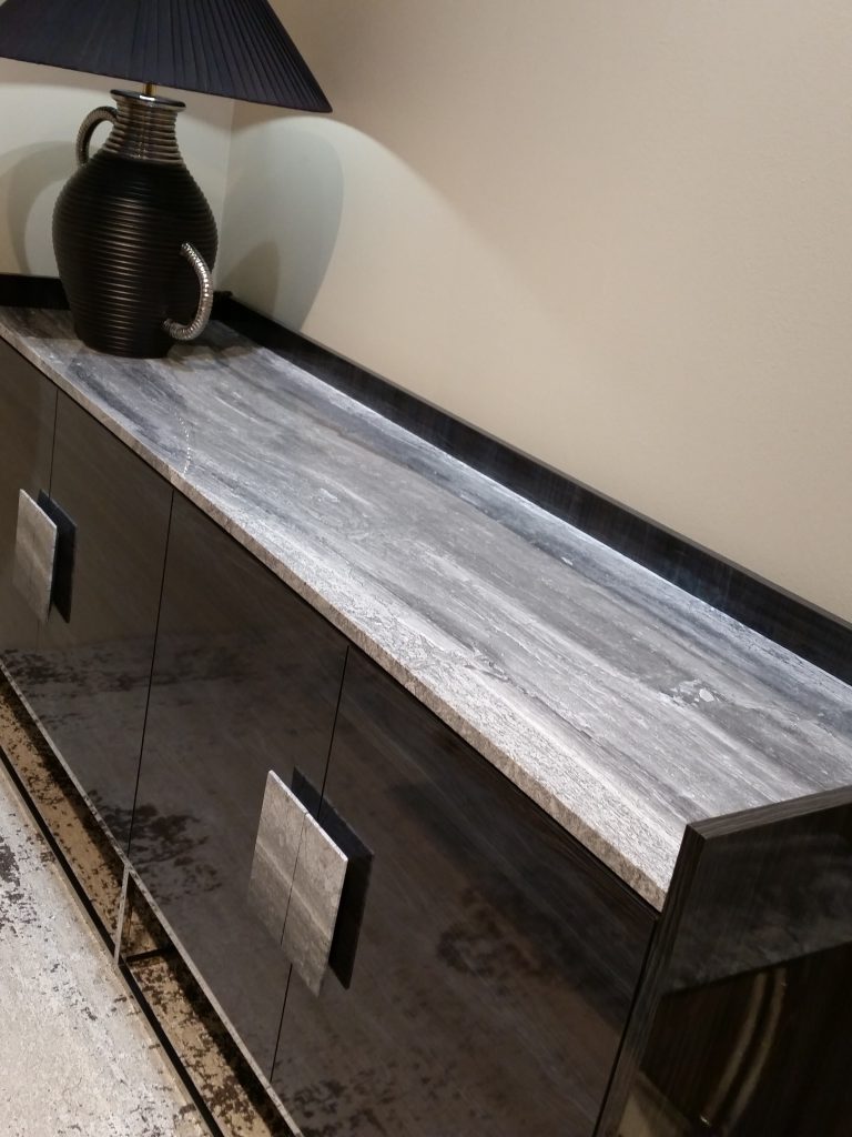 Travertine Silver — травертин — фотография камня
