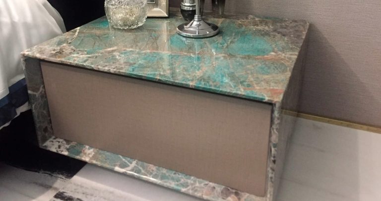Amazonite — гранит — фотография камня
