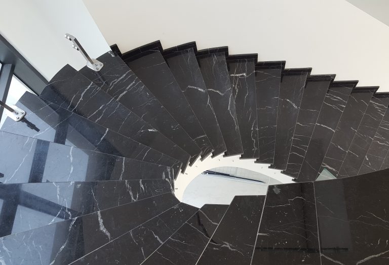 Black Marquina — мрамор — фотография камня