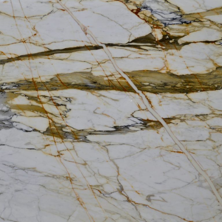Calacatta Pure Gold — мрамор
