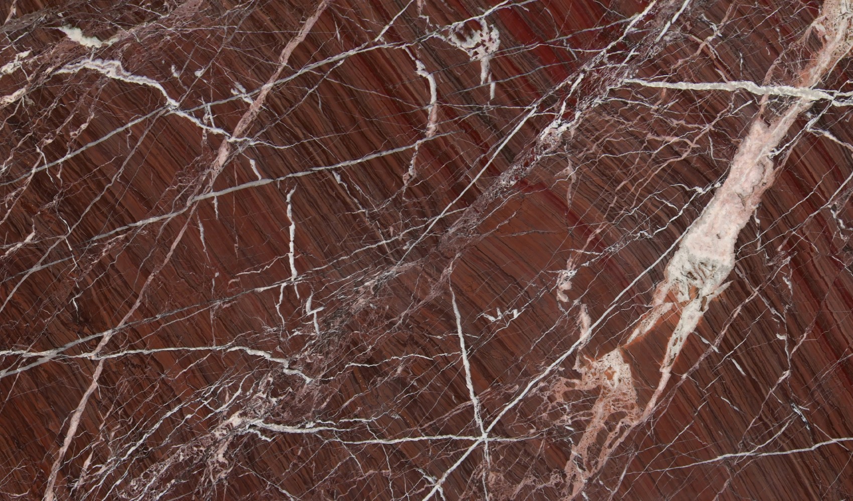 Rouge Epique — мрамор — фрагмент