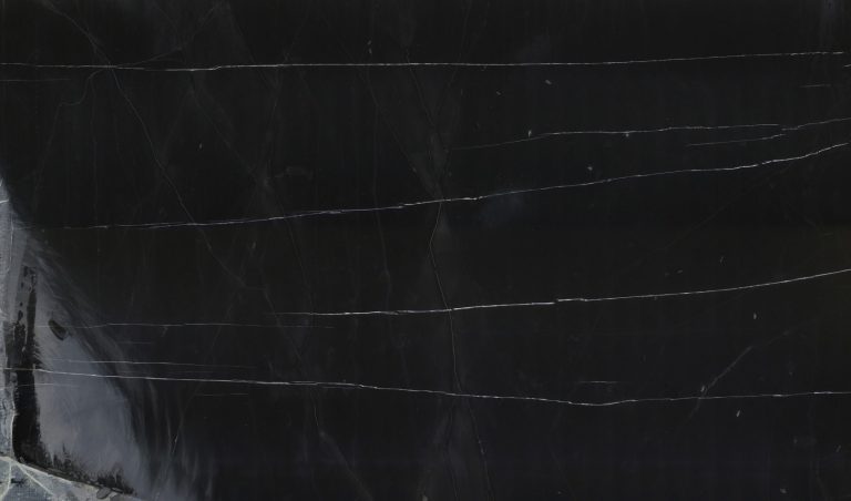 Black Mirror — мрамор